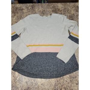 Duluth Trading Company Size L Woman's Sweater